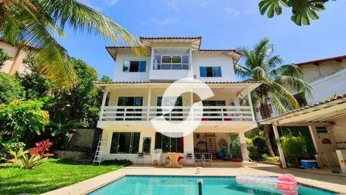 Casa com 6 Quartos à venda, 299 m² por R$ 1.195.000 - Pendotiba - Niterói/RJ