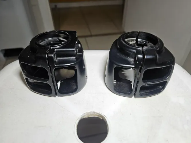 Capa comando punho castanhas Harley Davidson 