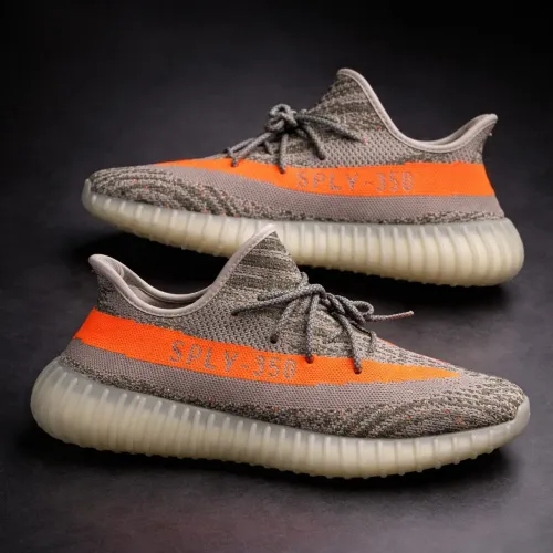 Tênis yeezy boost 350 V2 