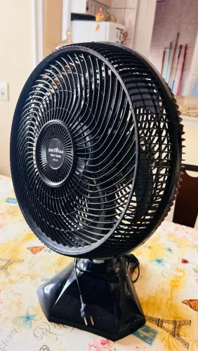 VENTILADOR BRITÂNIA 220 V.