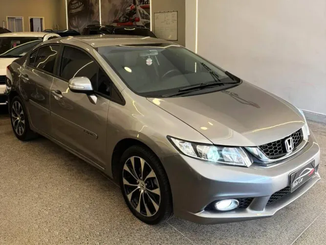 Honda Civic Sedan LXR 2.0 Flexone 16V Aut. 4P 2015