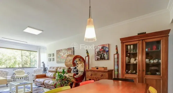 Apartamento à venda Rua Machado de Assis, Jardim Botânico - Porto Alegre