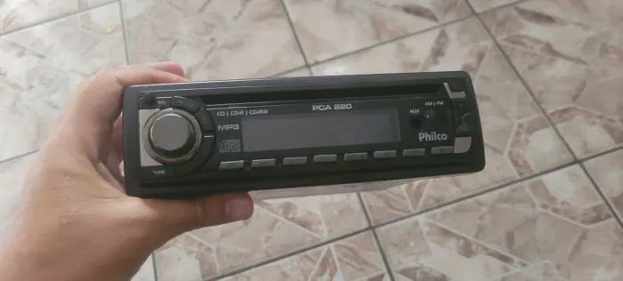 Aparelho de som automotivo philco CD. Modelo PCA 220