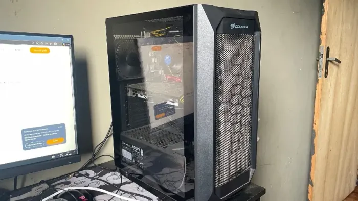 Pc Gamer i3 9100f rx 580 4gb 16gb ram "informaçoes na desc".