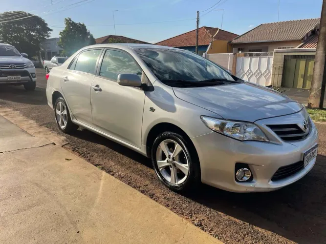 Toyota Corolla XEI 2.0 Flex 16V Aut. 2013