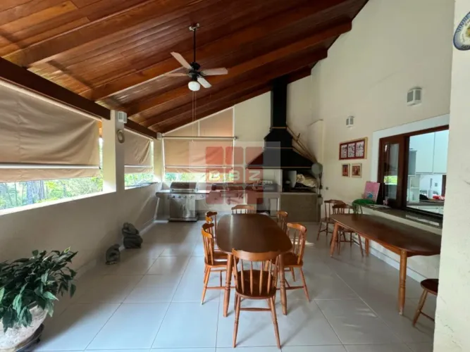 Residência de luxo com 6 quartos e 5 suítes em Condomínio Estância Parque Atibaia, Atibaia