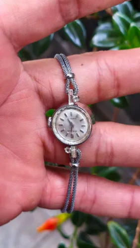 Relógio Seiko automático antigo banhado a ouro branco