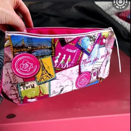 ? NECESSAIRE PORTA MAQUIAGEM ? 