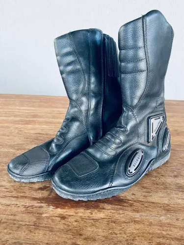 Bota motociclista