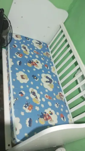 Berço americano com colchão da Ortobom NUNCA USADOS