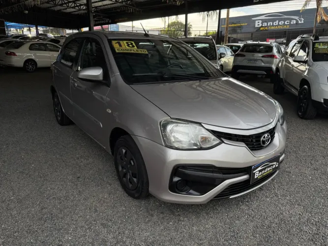 Toyota Etios X 1.3 Flex 16V 5P Mec. 2018