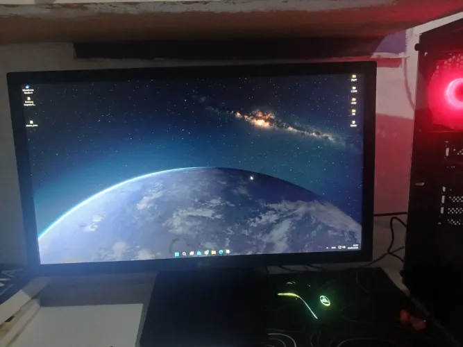 Monitor LG 21'5 Pol, 1080p, 75hz, entrada hdmi