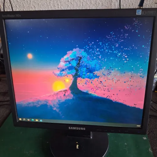 Monitor 17 polegada vga