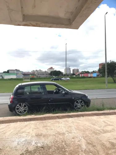 RODAS ARO 17 pneu 195/40