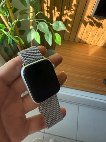 Apple Watch Series 4 mm44