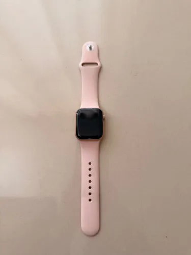 Apple Watch série 6 rose 40 mm