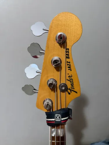 Contrabaixo fender jazz bass vintera 70s