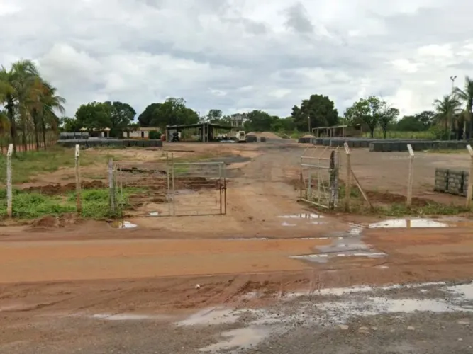 Área de 11.280 m² (com construção) - Manoel da Frota - Corinto - MG