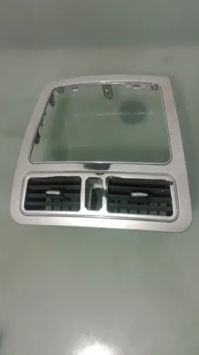 MOLDURA ESTERIO JAC J3 PAINEL COM DIFUSORES DETALHE NA PINTURA