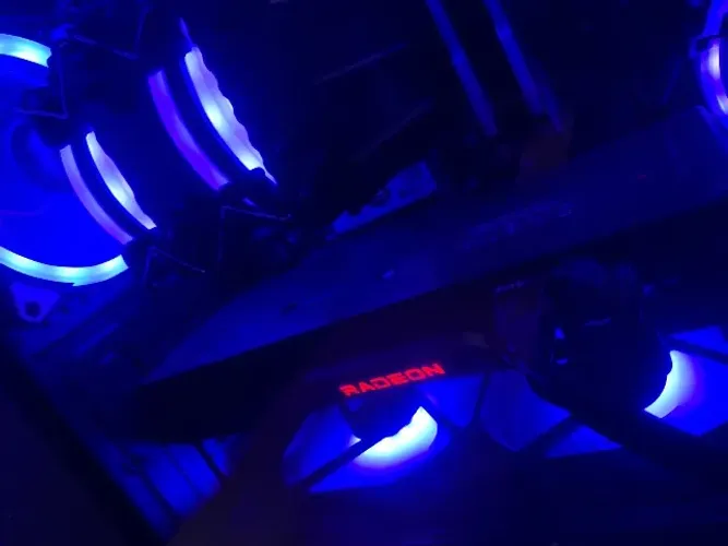 Placa de Vídeo RX 6750XT