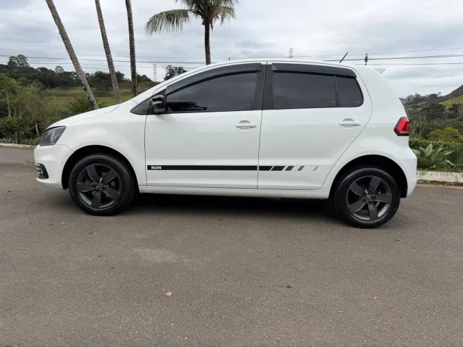 Volkswagen Fox RUN 1.6 Flex 8V 5P 2017
