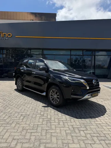 Toyota Hilux SW4 SRX 4X4 2.8 TDI 16V Dies. Aut. 2021