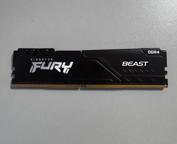 Memória Kingston FURY Beast 8GB DDR4 2666MHz