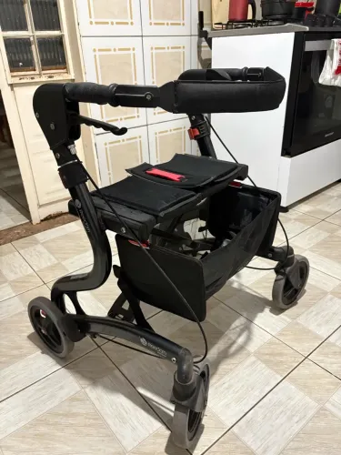 Andador Freedom Walker