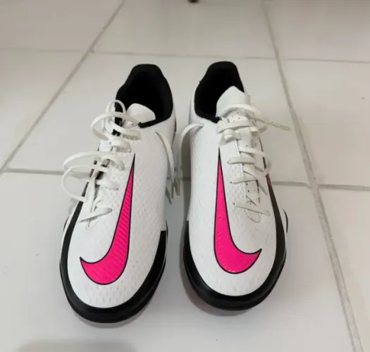 Chuteira Nike Phantom
