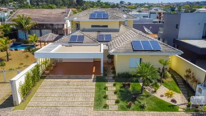 Casa em Atibaia Condomínio Shambala II / 680m² / 3 suítes / Segurança 24hs