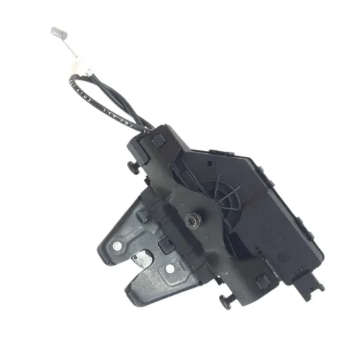 Fechadura Tampa Traseira Bmw 550i E60 2003 A 2006