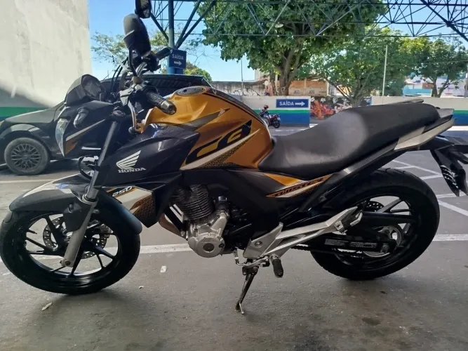 Cb 250 2020