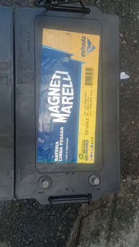 Baterias de 225 amperes pra som