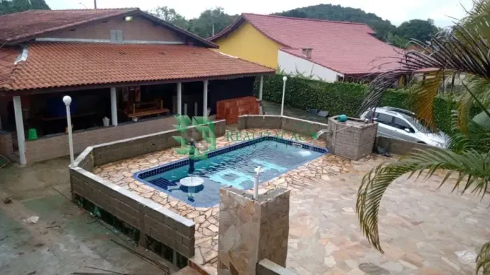 chacara em peruibe com piscina