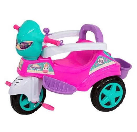 Triciclo Maral magical unicórnio, com alça para empurrar ou pedais para pedalar.