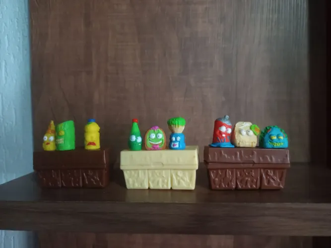 9 bonecos miniaturas grossery gang usados na condição das fotos
