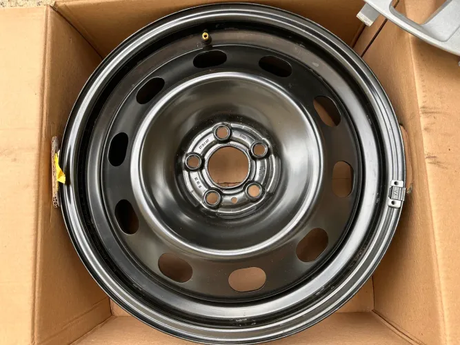 Conjunto 4 Rodas de Ferro + Calotas VW T-Cross Aro 16. Conjunto Original VW. Peças novas!