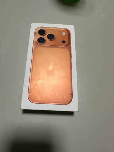 iPhone 17 pro Laranja 256gb
