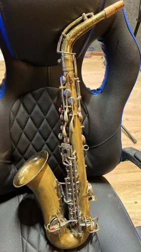 Sax alto Conn chuberry de 1929