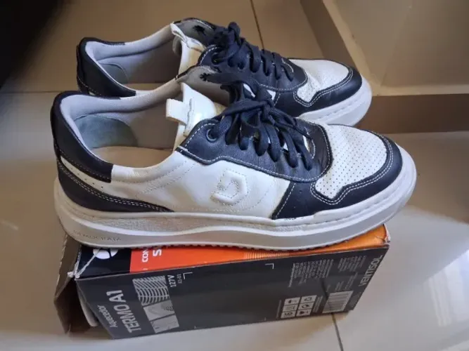 Tênis democrata block masculino branco/preto