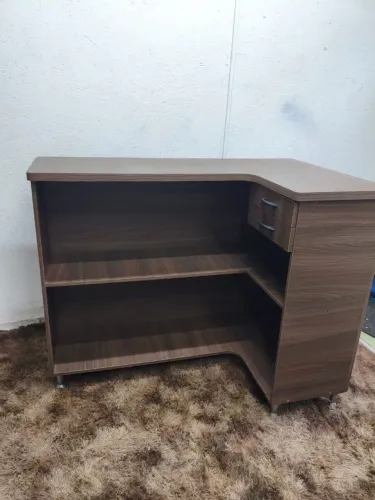 Balcão Usado em L - MDF Amadeirado