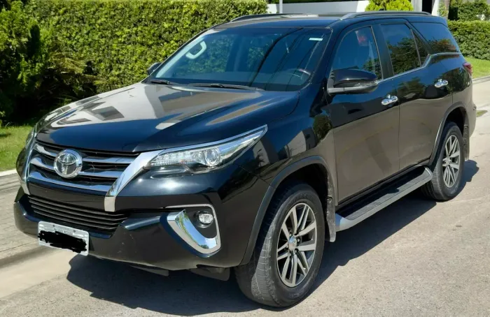 Toyota Hilux SW4 SRX 4X4 2.8 TDI 16V Dies. Aut. 2019