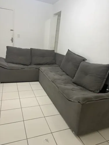 Sofá Formato L- 5 lugares ou mais