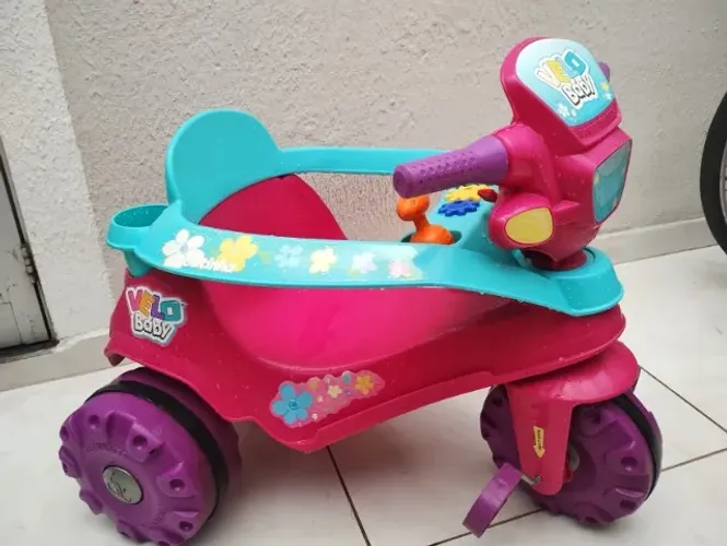 Vendo Triciclo Velobaby Menina Bandeirantes