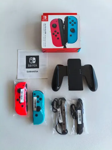 Joy Cons Originais Nintendo Switch + Confort Grip Original