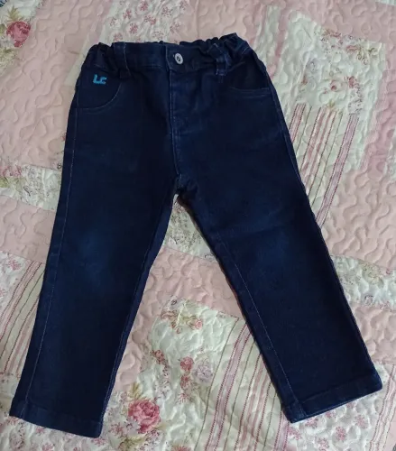 Calça Jeans Lápis de Cor ( tamanho 2 anos)