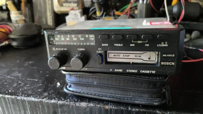 Rádio toca-fitas Boch Milano II