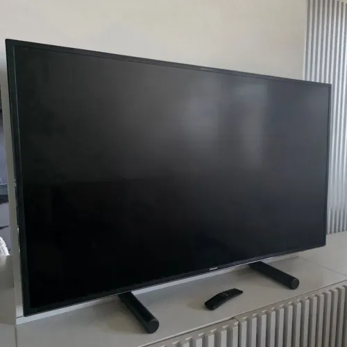 Smart TV SAMSUNG Crystal UHD 4K de 50