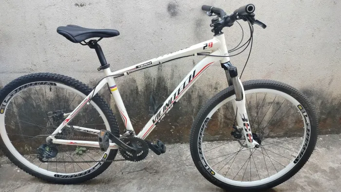 Bike Aro 29 Vicinitech! Peças Shimano ! Pega e andar!