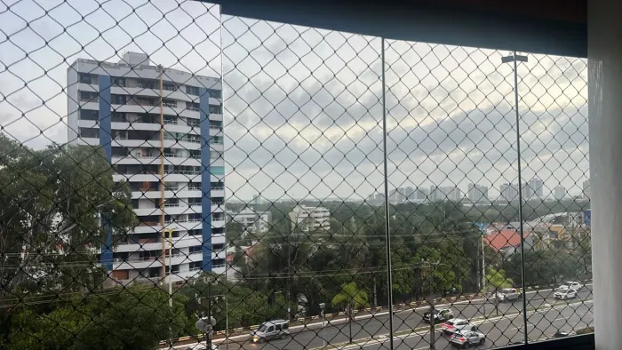 Vendo apartamento na Ponta do Farol no Ed. Porto Ravena